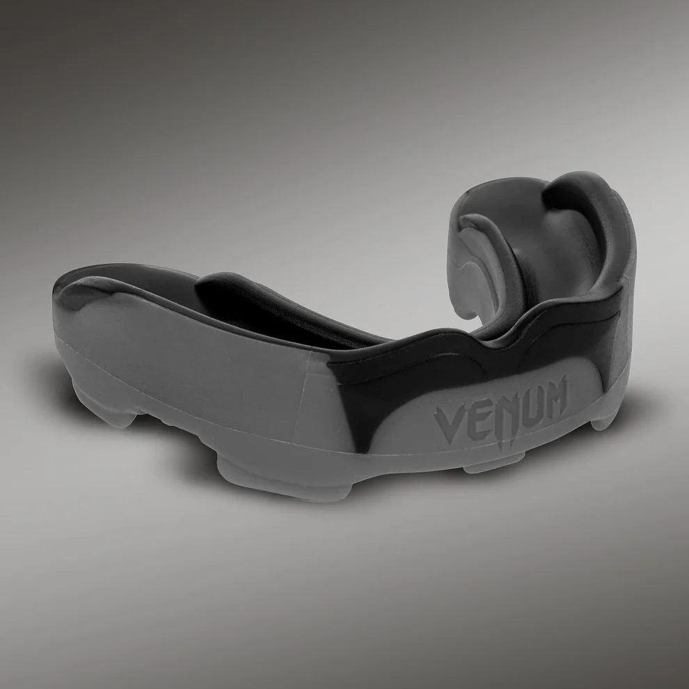 Капа Venum PREDATOR - серый Капа Venum PREDATOR - серый