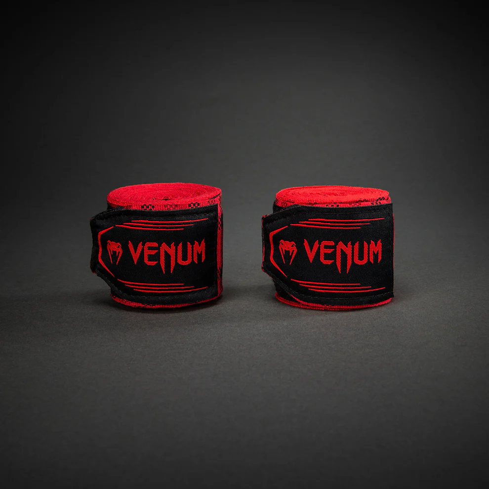 Боксерские бинты Venum Tartan Fury Red