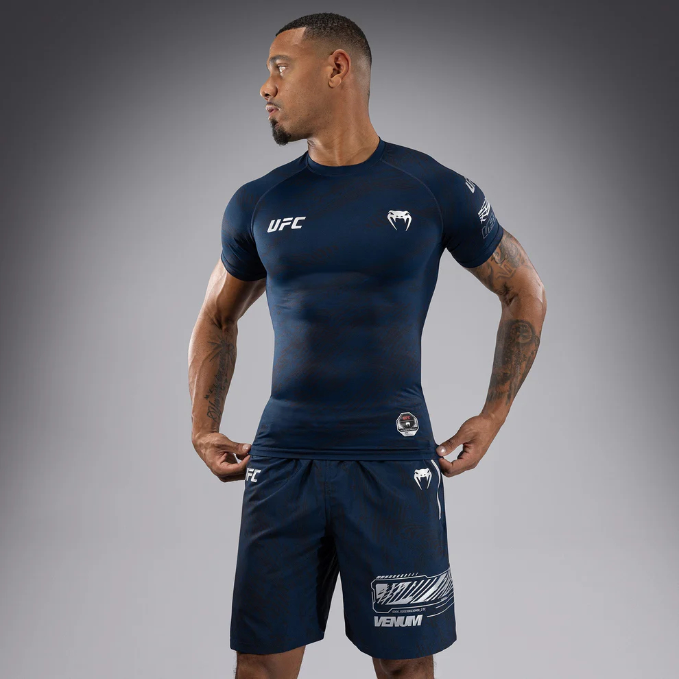 Рашгард UFC Fusion by Venum Authentic Fight Week Рашгард UFC Fusion by Venum Authentic Fight Week