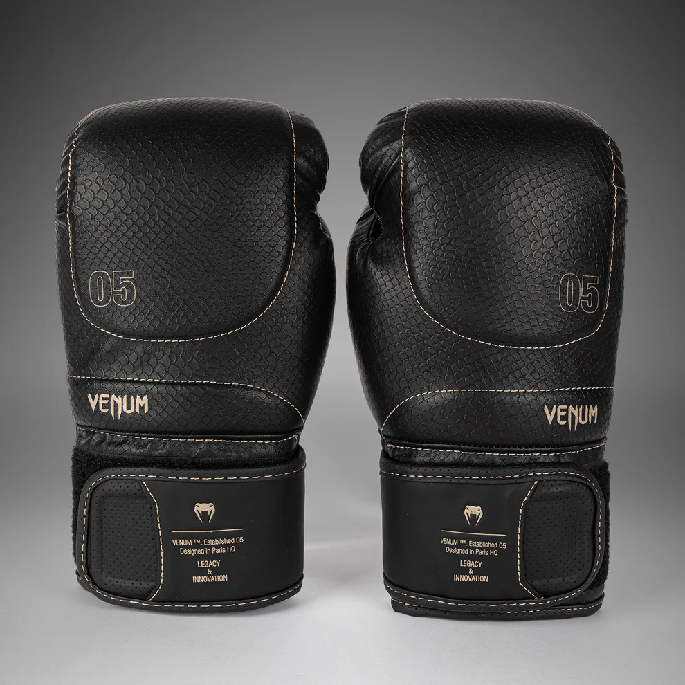 Боксерские перчатки Venum Impact Evo Scales Боксерские перчатки Venum Impact Evo Scales