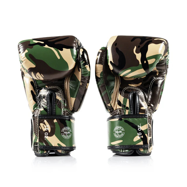 Боксерские перчатки Fairtex x AAPE Limited Edition