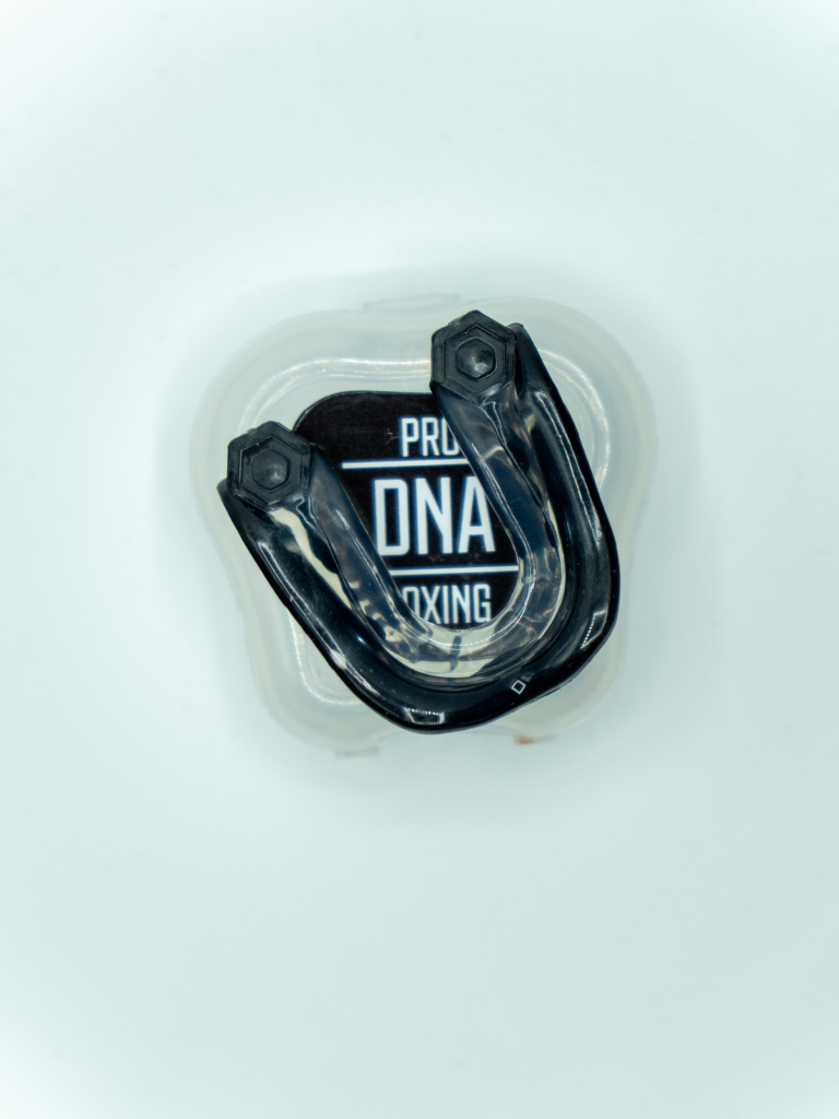 Капа DNA PRO BOXING, черный
