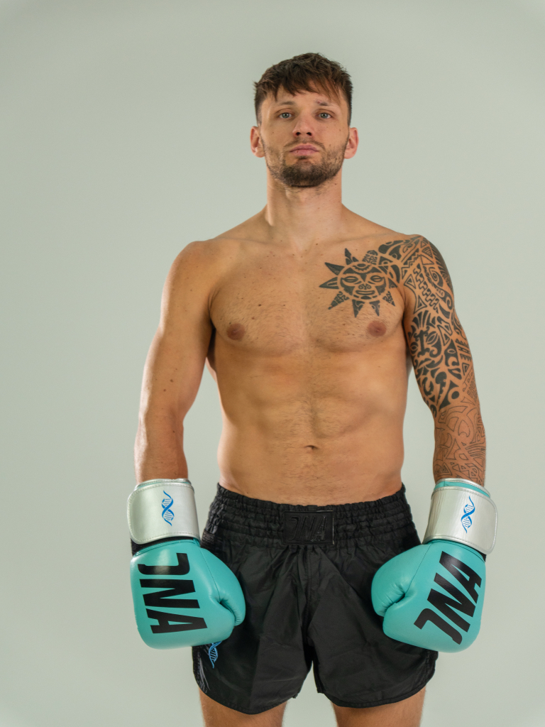 Боксерские перчатки DNA PRO BOXING MTRX, мятные