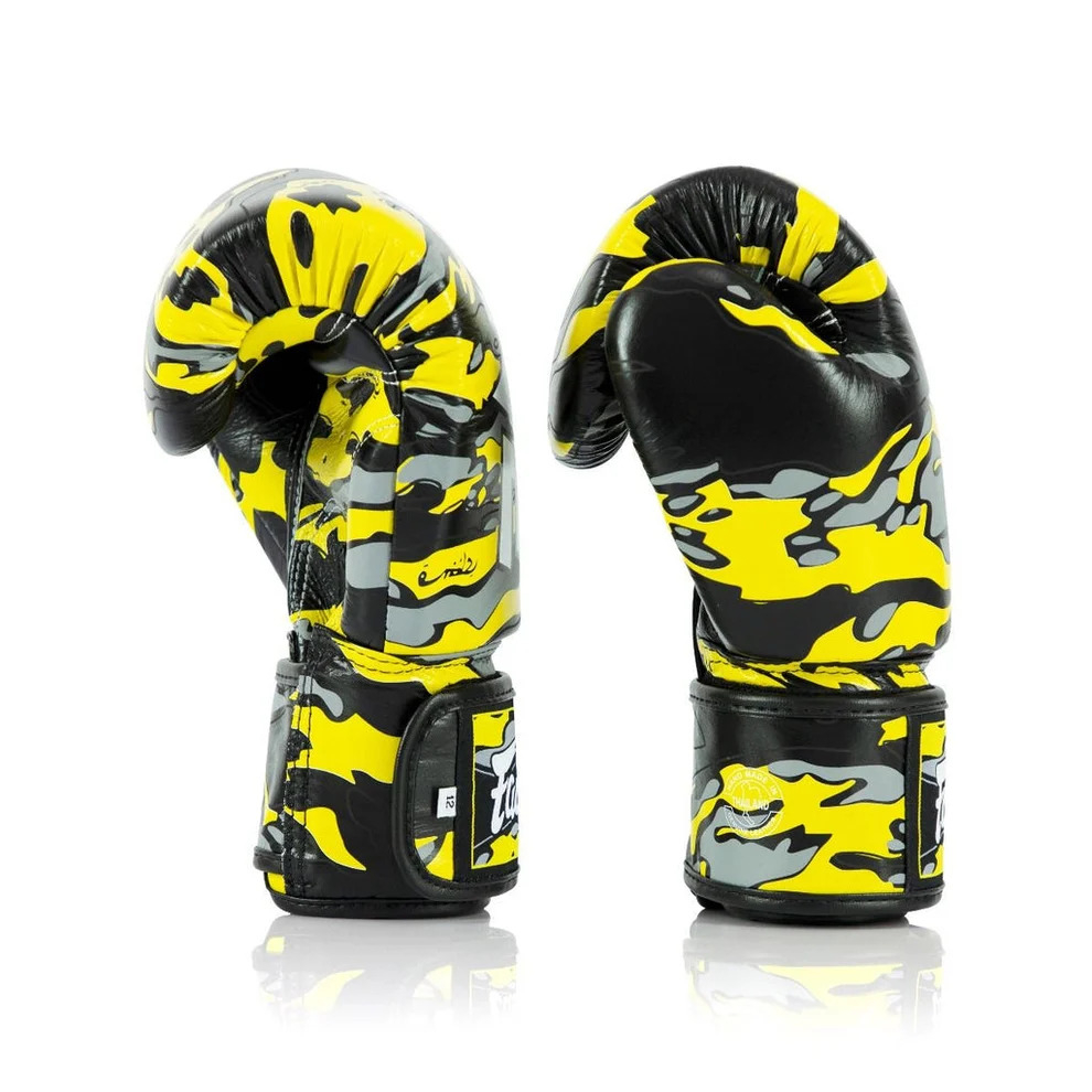 Боксерские перчатки ONE x Mr. Sabotage by Fairtex
