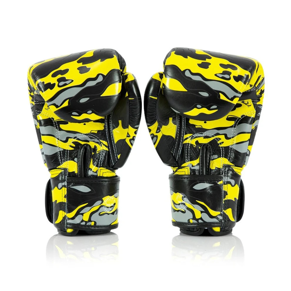 Боксерские перчатки ONE x Mr. Sabotage by Fairtex