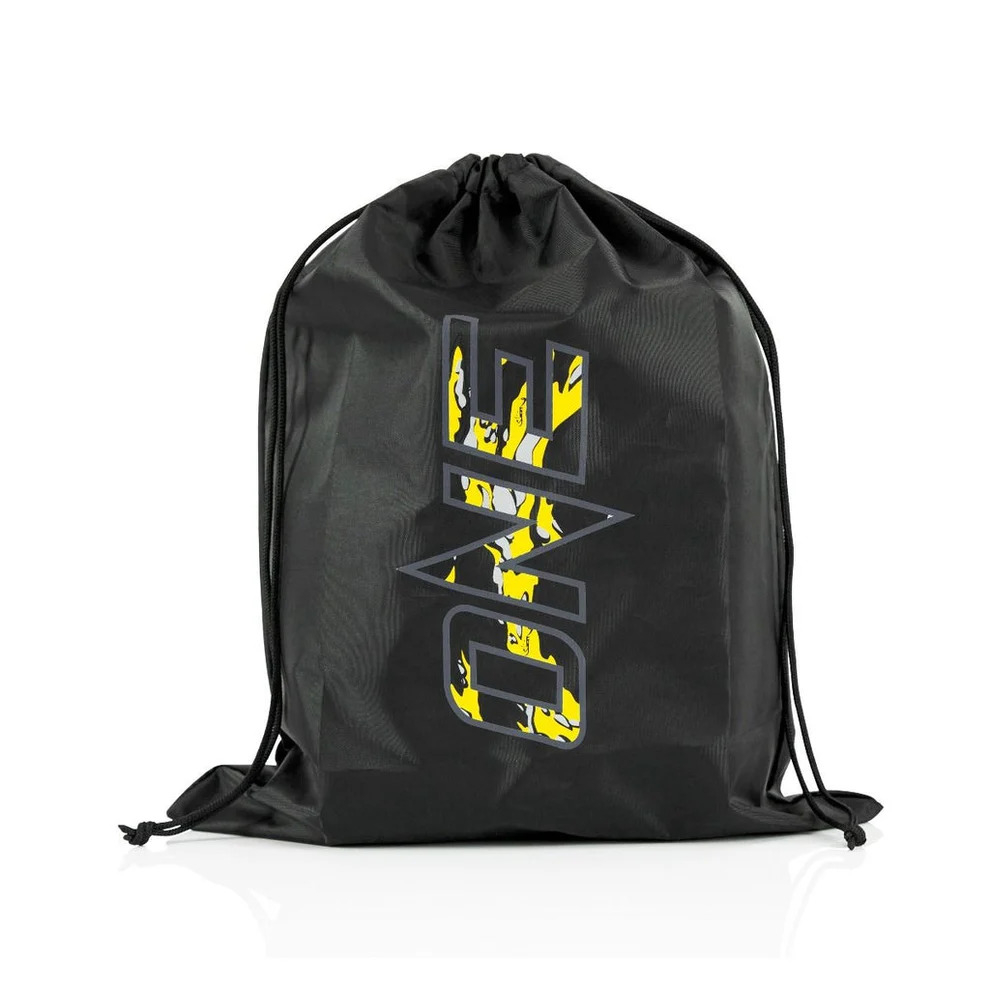 Боксерские перчатки ONE x Mr. Sabotage by Fairtex
