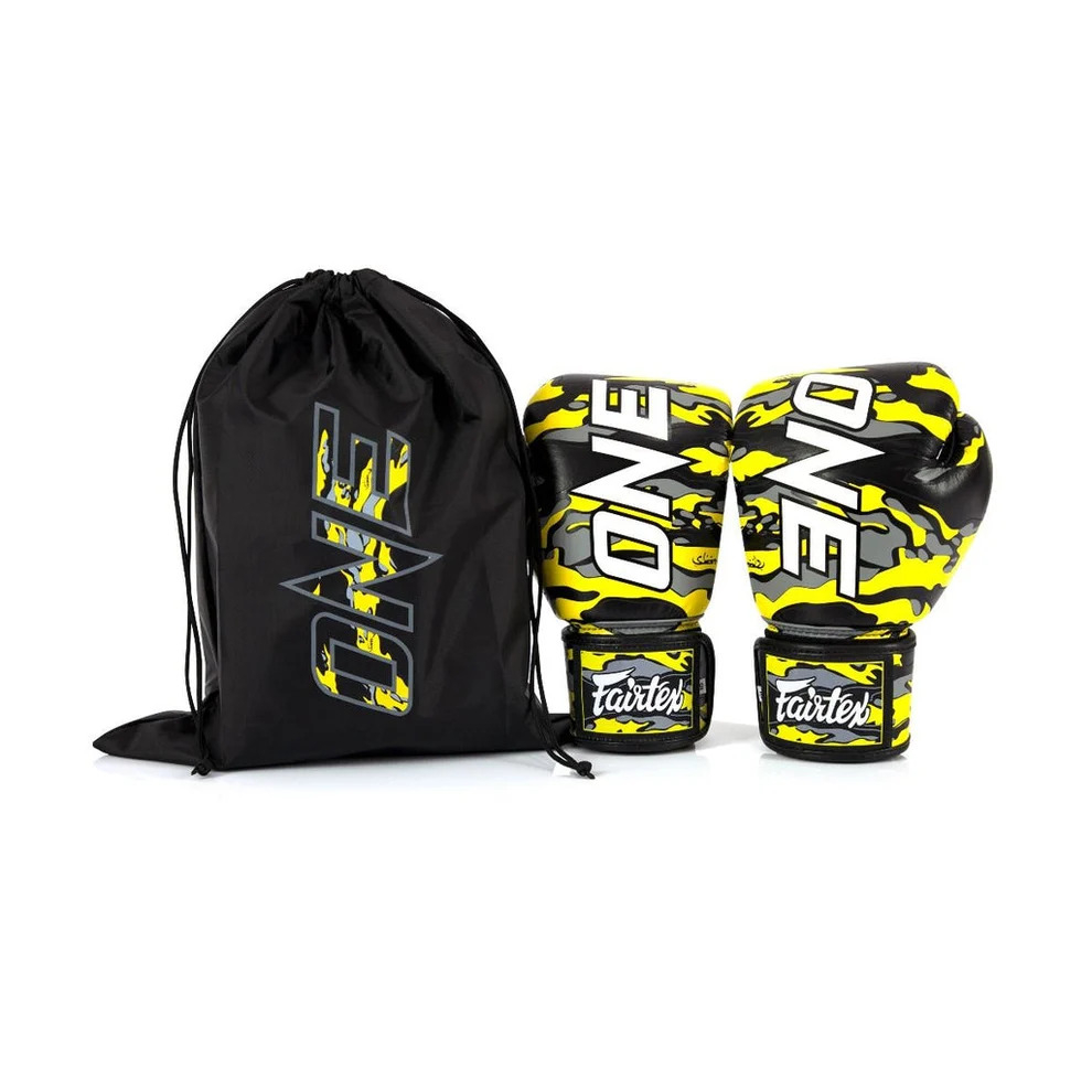Боксерские перчатки ONE x Mr. Sabotage by Fairtex