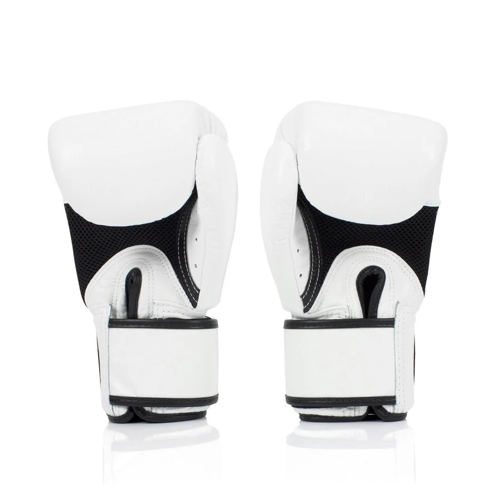 Боксерские перчатки Fairtex Breathable Universal BGV1, белые