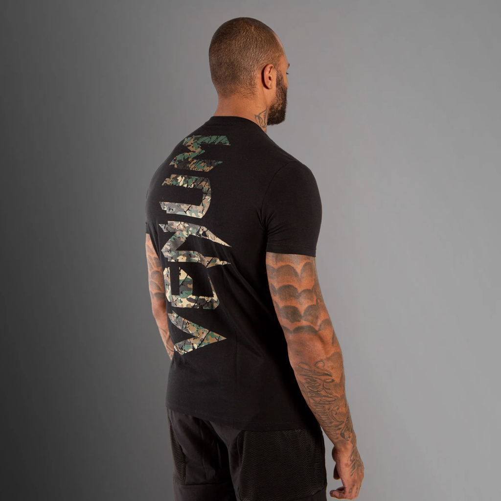 Футболка Venum Original Giant Black/Forest-Camo