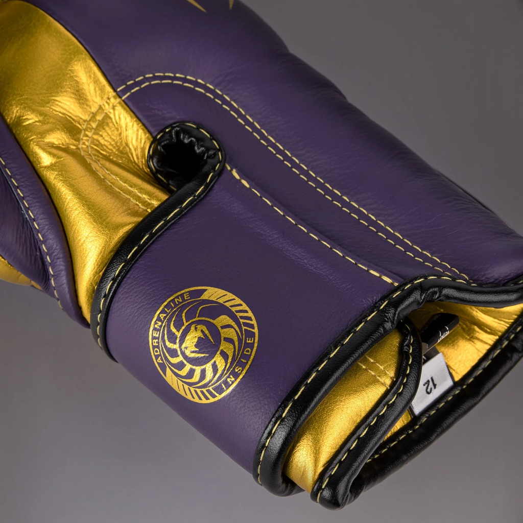 Боксерские перчатки Venum Giant 3.0 Dark Purple/Gold - Special Edition
