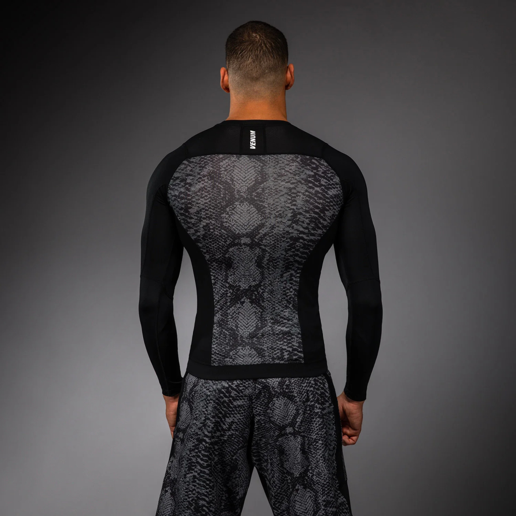 Рашгард с длинным рукавом Venum G-Fit Scales - Black/ Charcoal Grey Рашгард с длинным рукавом Venum G-Fit Scales - Black/ Charcoal Grey