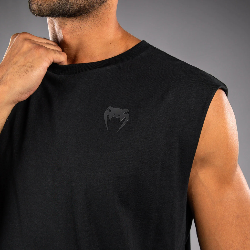 Безрукавка Venum Divide Black Безрукавка Venum Divide Black