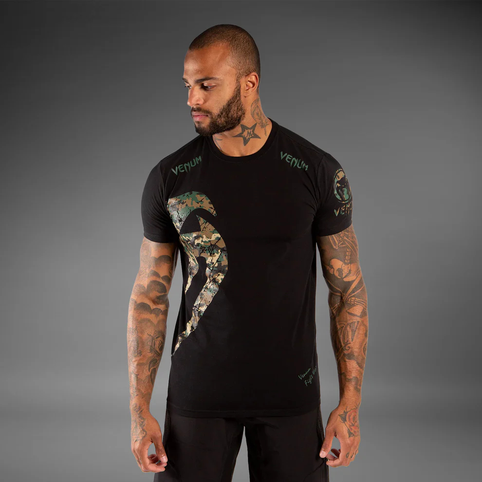 Футболка Venum Original Giant Black/Forest-Camo