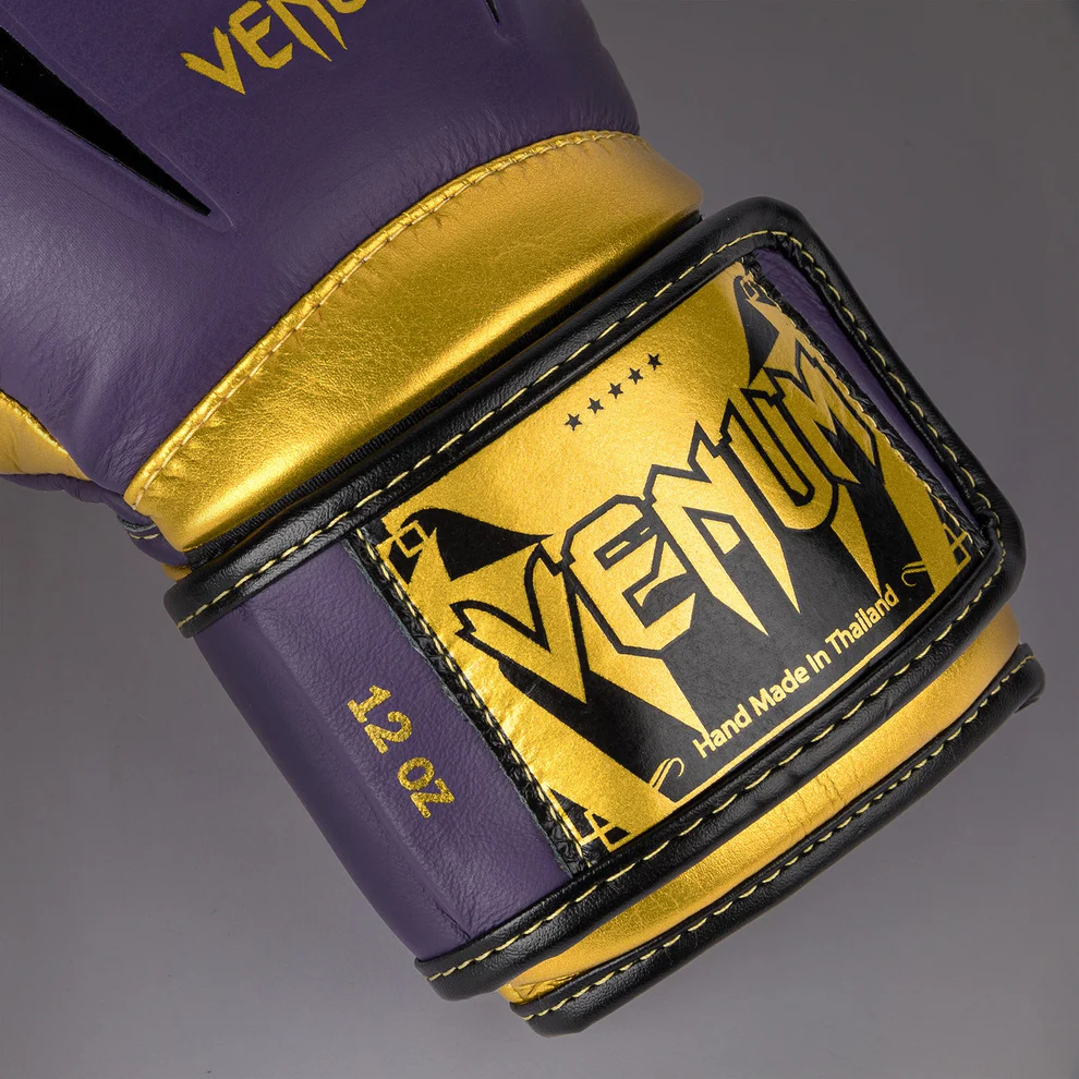 Боксерские перчатки Venum Giant 3.0 Dark Purple/Gold - Special Edition