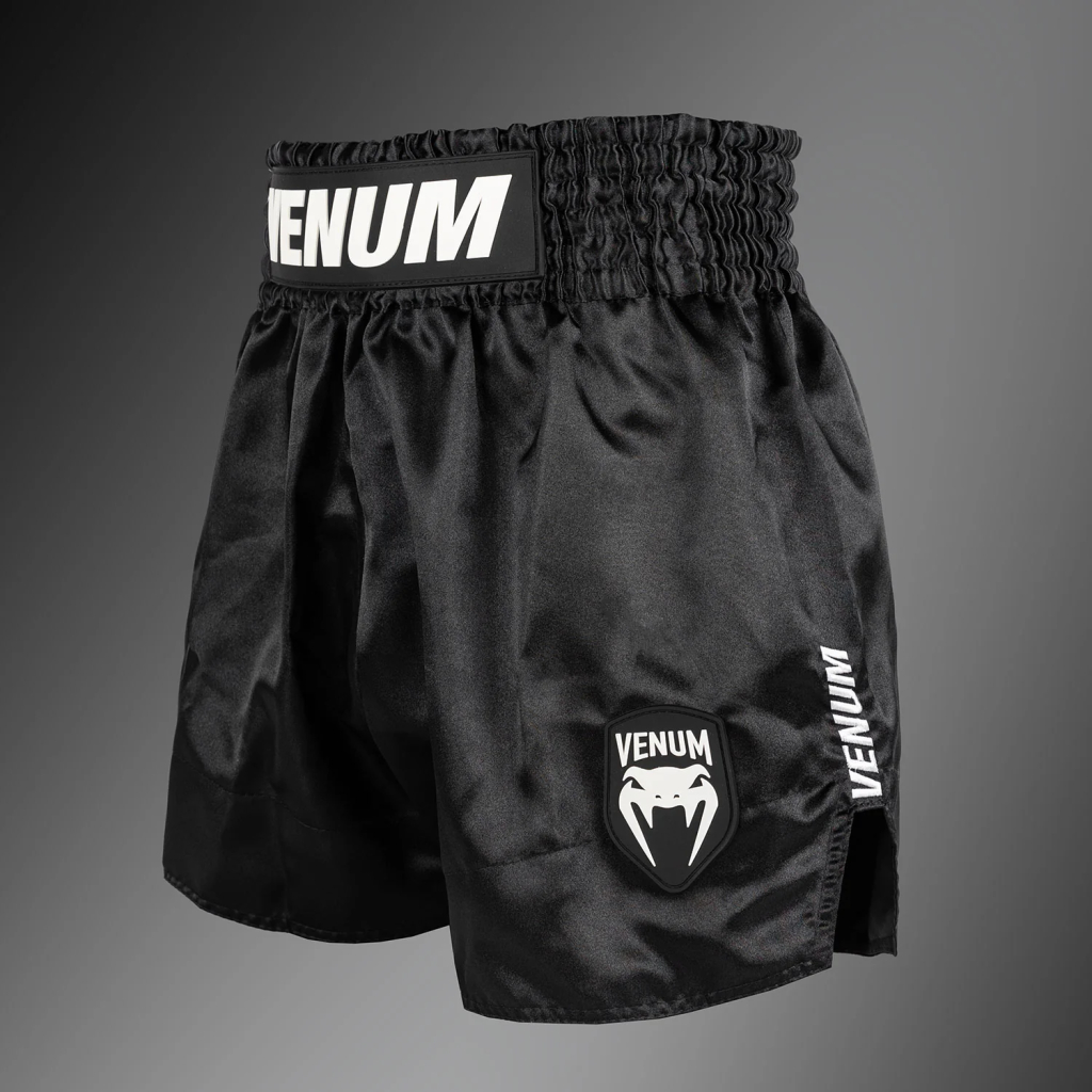 Шорты Venum Classic Evo Black/White