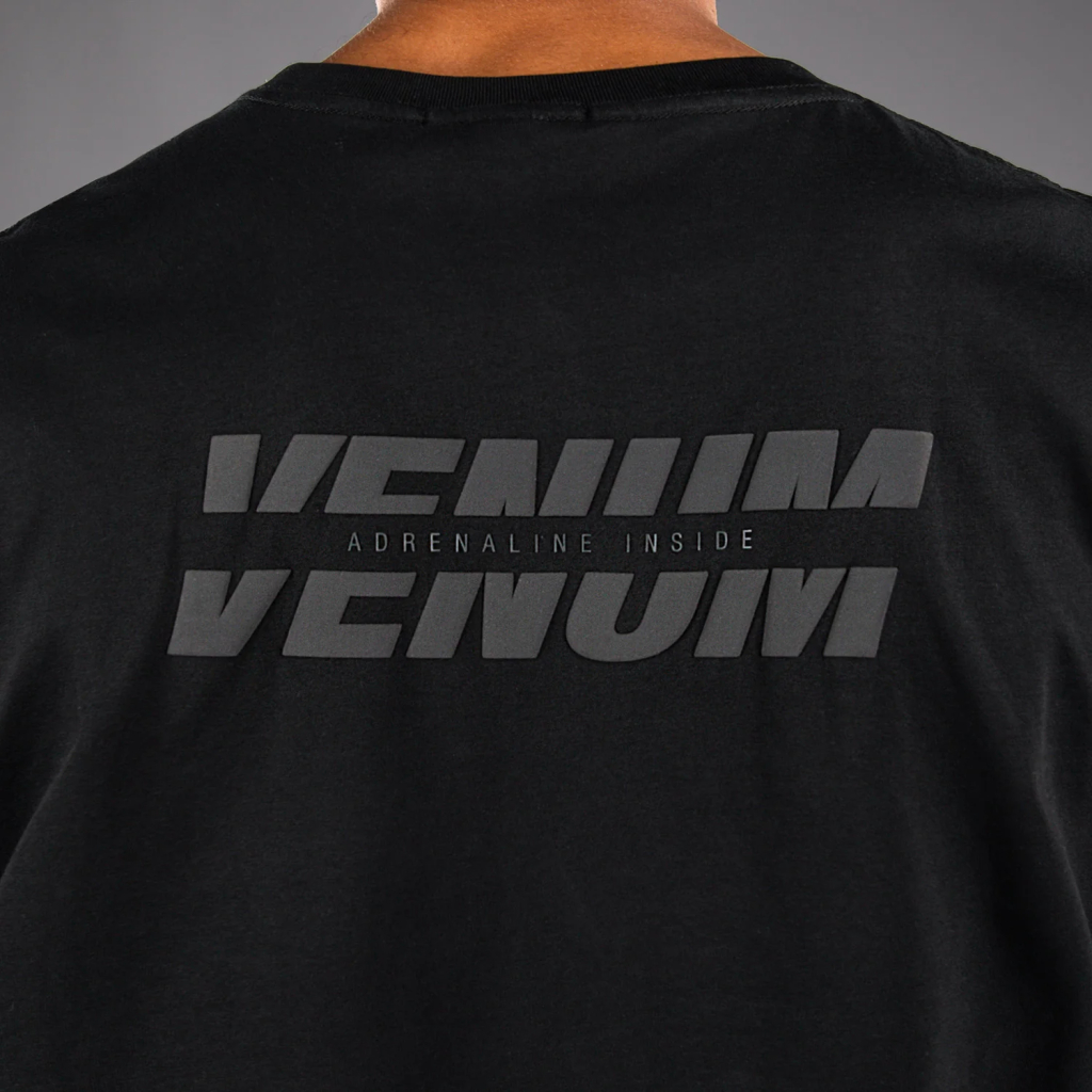 Безрукавка Venum Divide Black Безрукавка Venum Divide Black