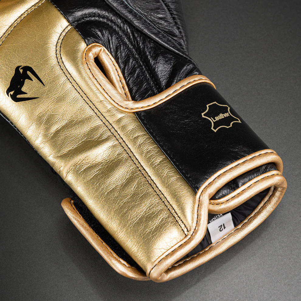 Боксерские перчатки VENUM HAMMER - VELCRO - BLACK/GOLD