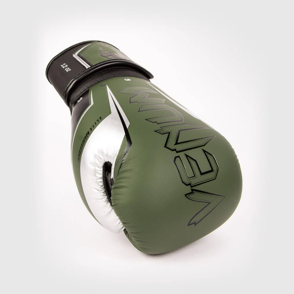 Боксерские перчатки Venum Elite Evo