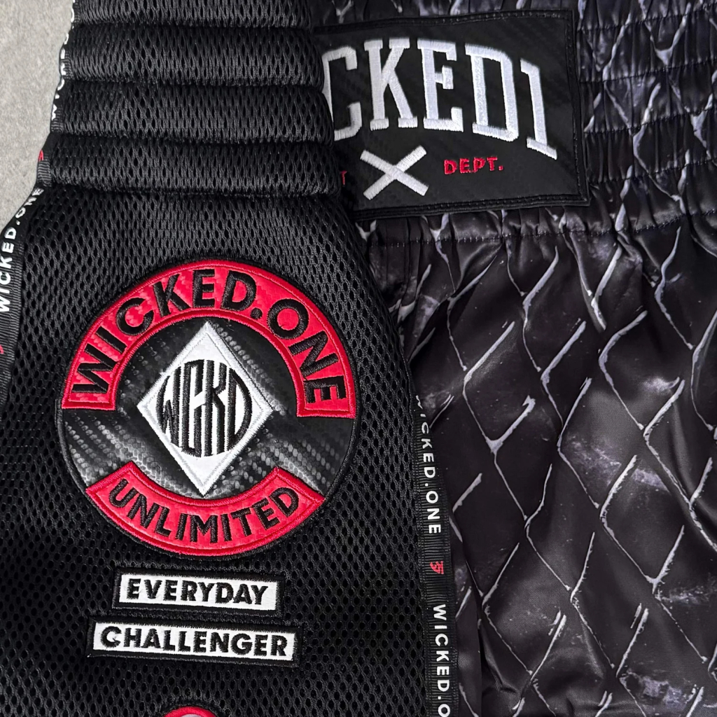 Шорты WICKED1 CAGE, черные Шорты WICKED1 CAGE, черные