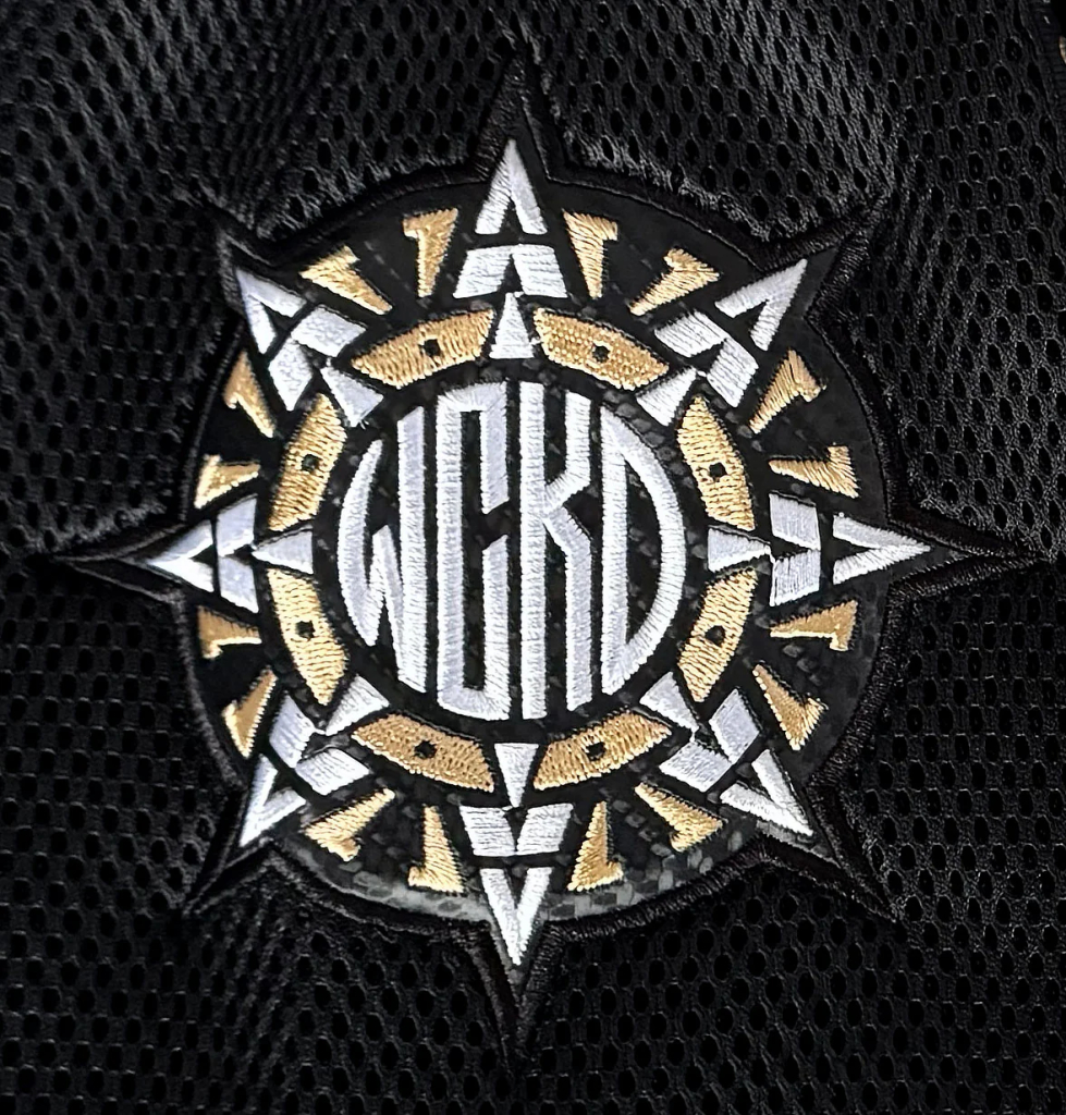 Шорты WICKED1 AZTEC, черно-золотые