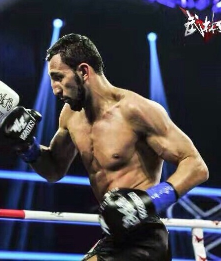 «Когда человек встает после таких ударов, это не химия - это сил