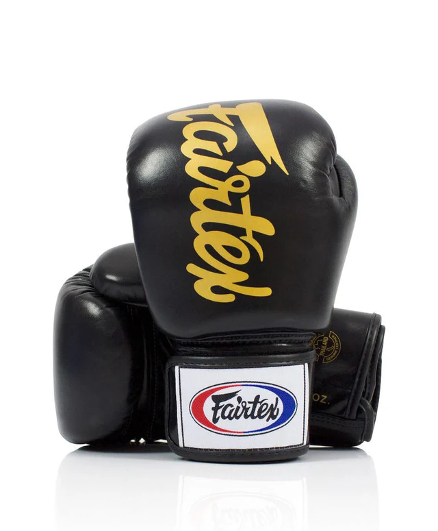 Боксерские перчатки Fairtex BGV19 Deluxe Tight Fit