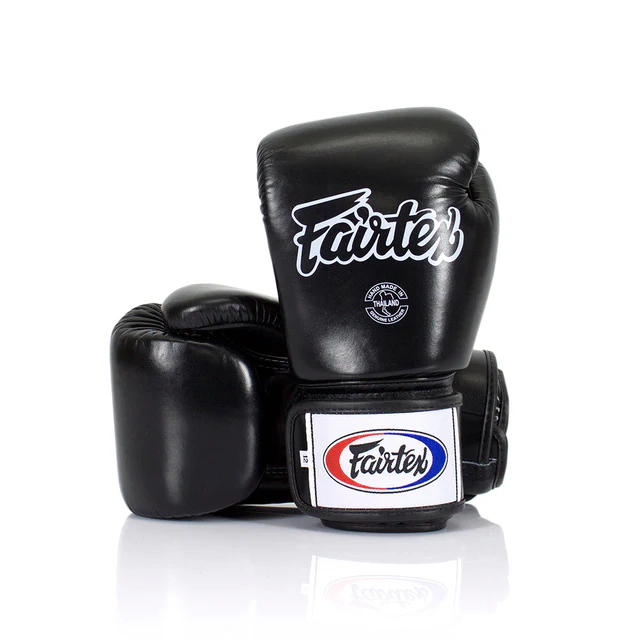 Боксерские перчатки Fairtex BGV1, черные