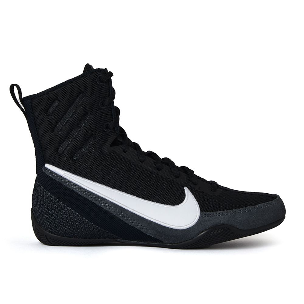 Боксёрки Nike Machomai 3.0, чёрно-белые