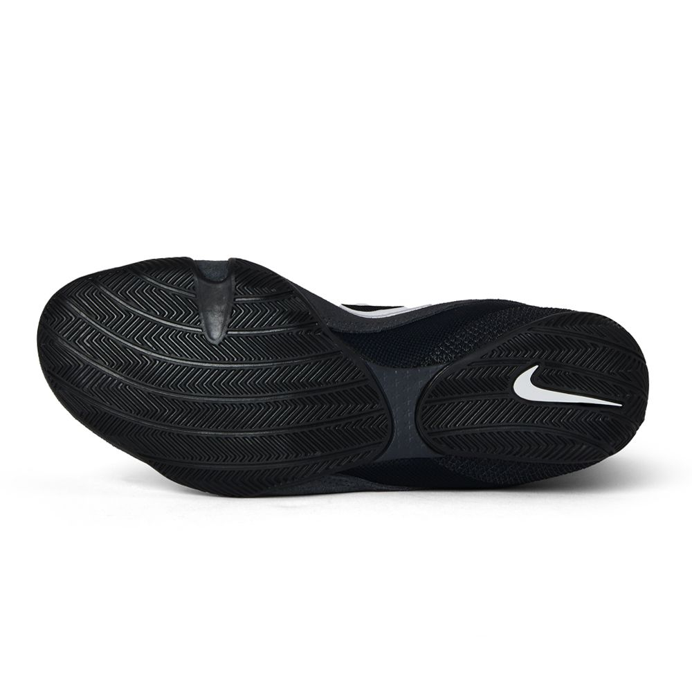 Боксёрки Nike Machomai 3.0, чёрно-белые