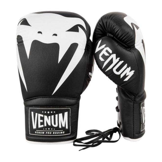 Боксерские перчатки VENUM GIANT 2.0 - WITH LACES - BLACK/WHITE