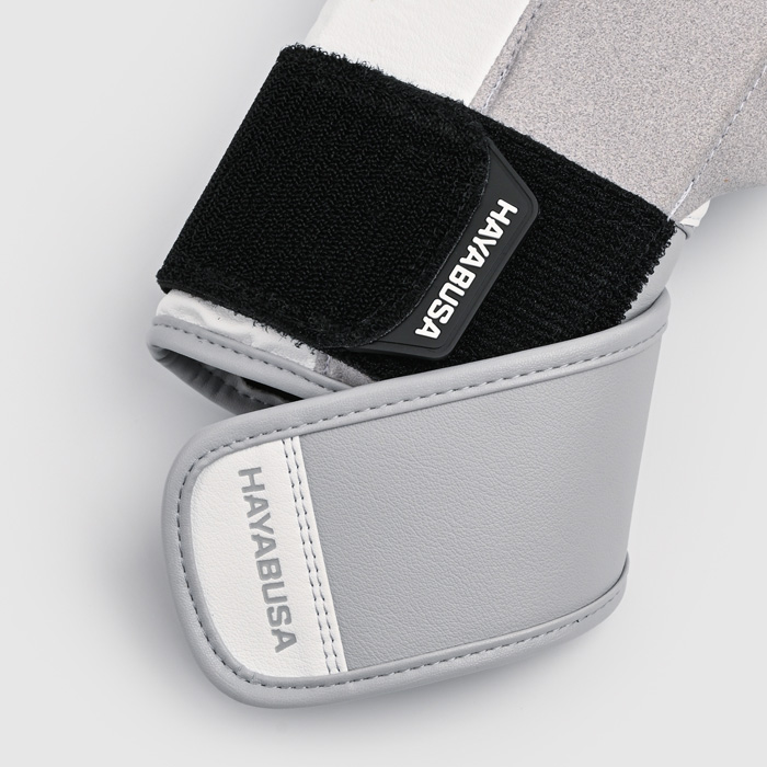 Боксерские перчатки Hayabusa T3 White/Grey Боксерские перчатки Hayabusa T3 White/Grey
