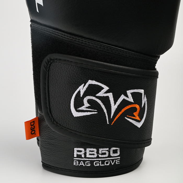 Перчатки Rival RB50 черный Перчатки Rival RB50 черный