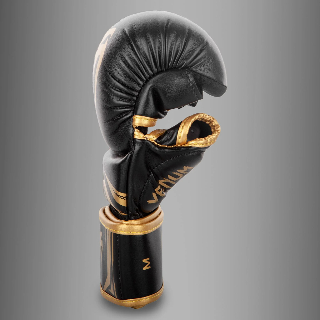 Перчатки ММА Venum Challenger 3.0