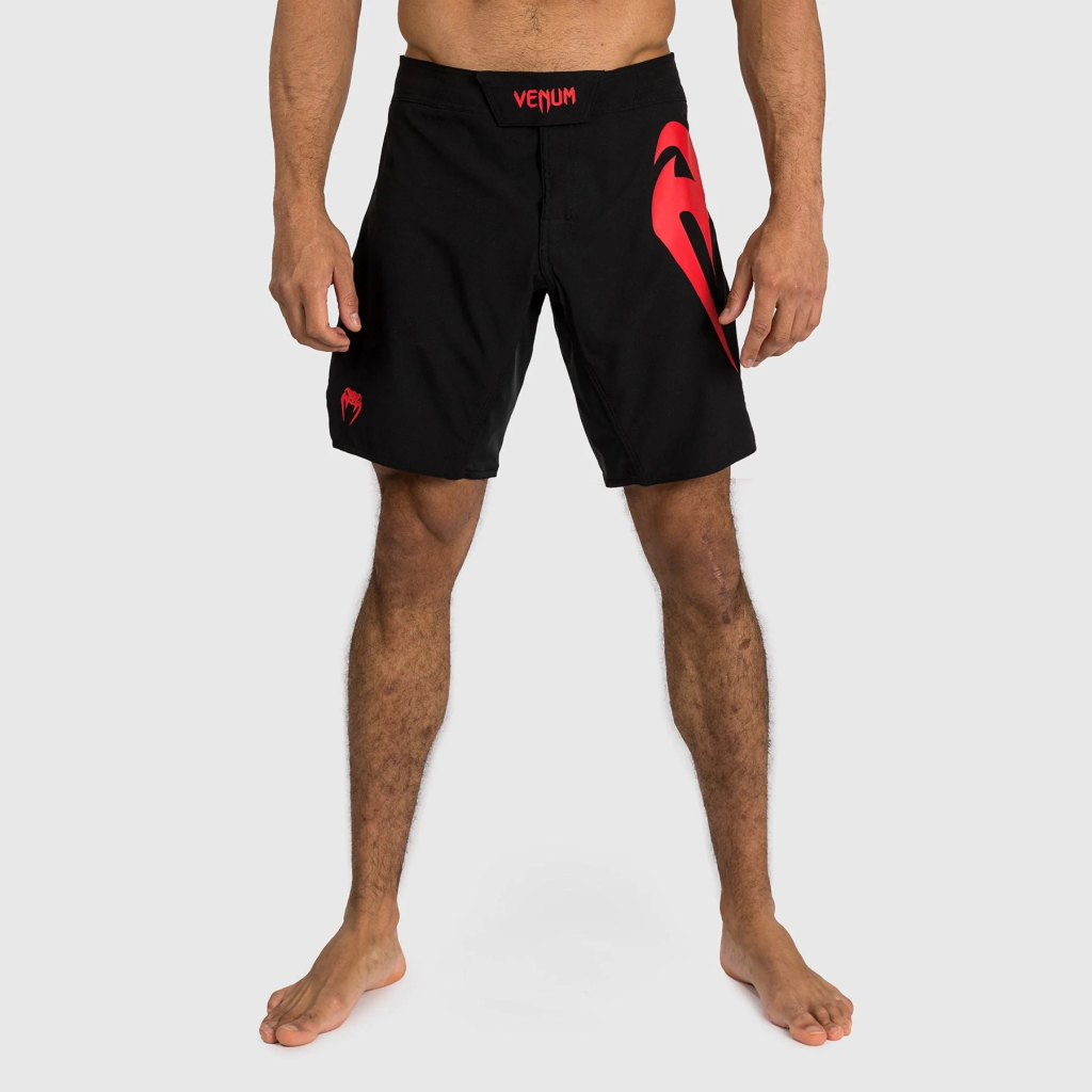 Шорты Venum Light 5.0 - Black/Red Шорты Venum Light 5.0 - Black/Red