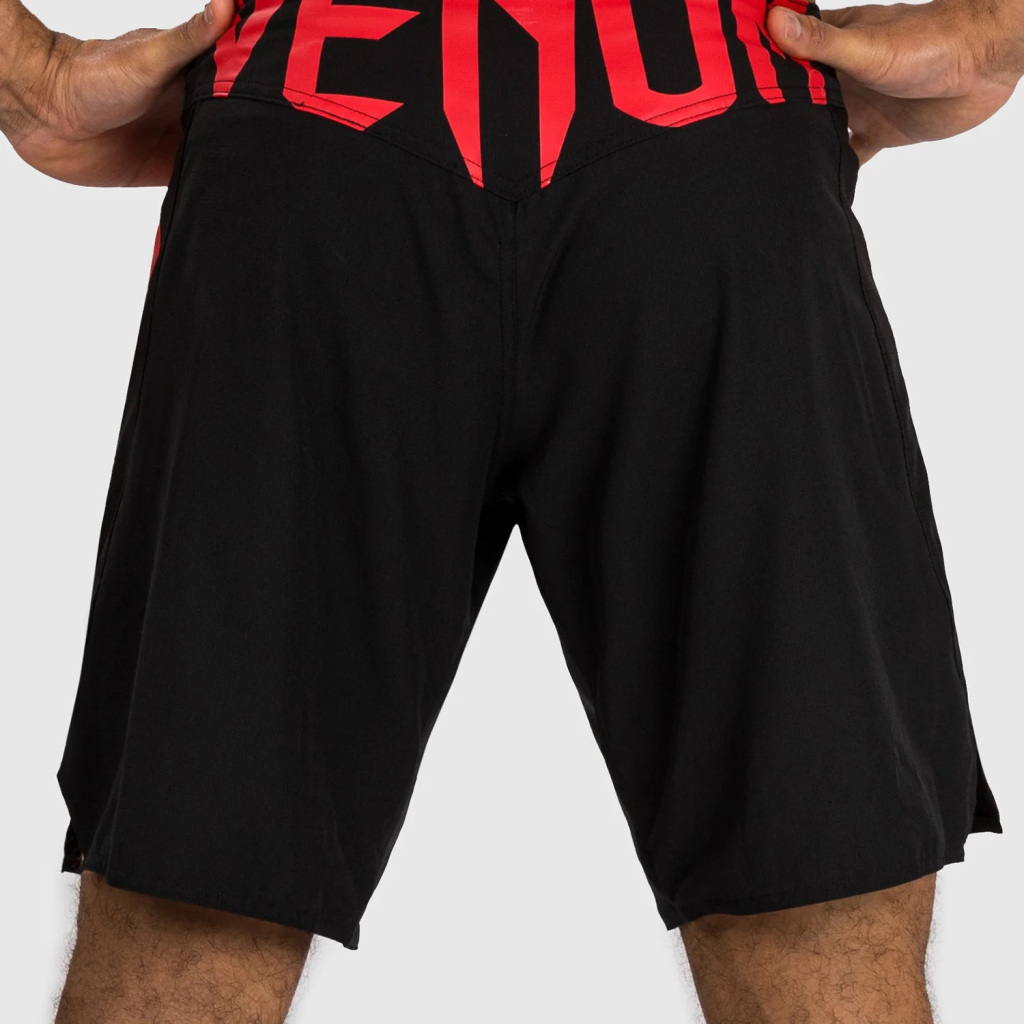 Шорты Venum Light 5.0 - Black/Red Шорты Venum Light 5.0 - Black/Red