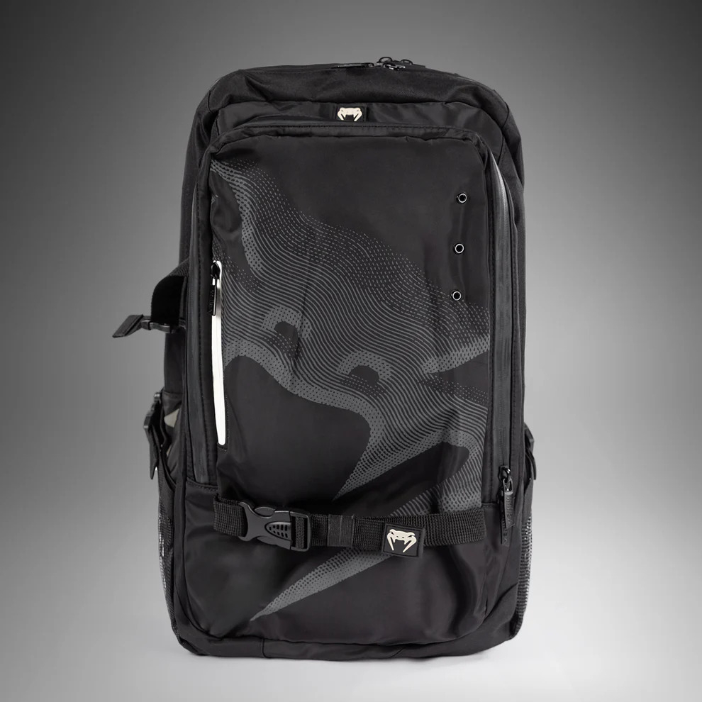 Рюкзак Venum Shockwave (20-25L)- Black