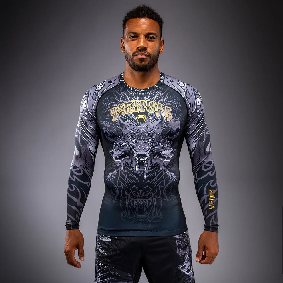 Рашгард с длинным рукавом Venum Wolf Atak - Black/Grey Рашгард с длинным рукавом Venum Wolf Atak - Black/Grey