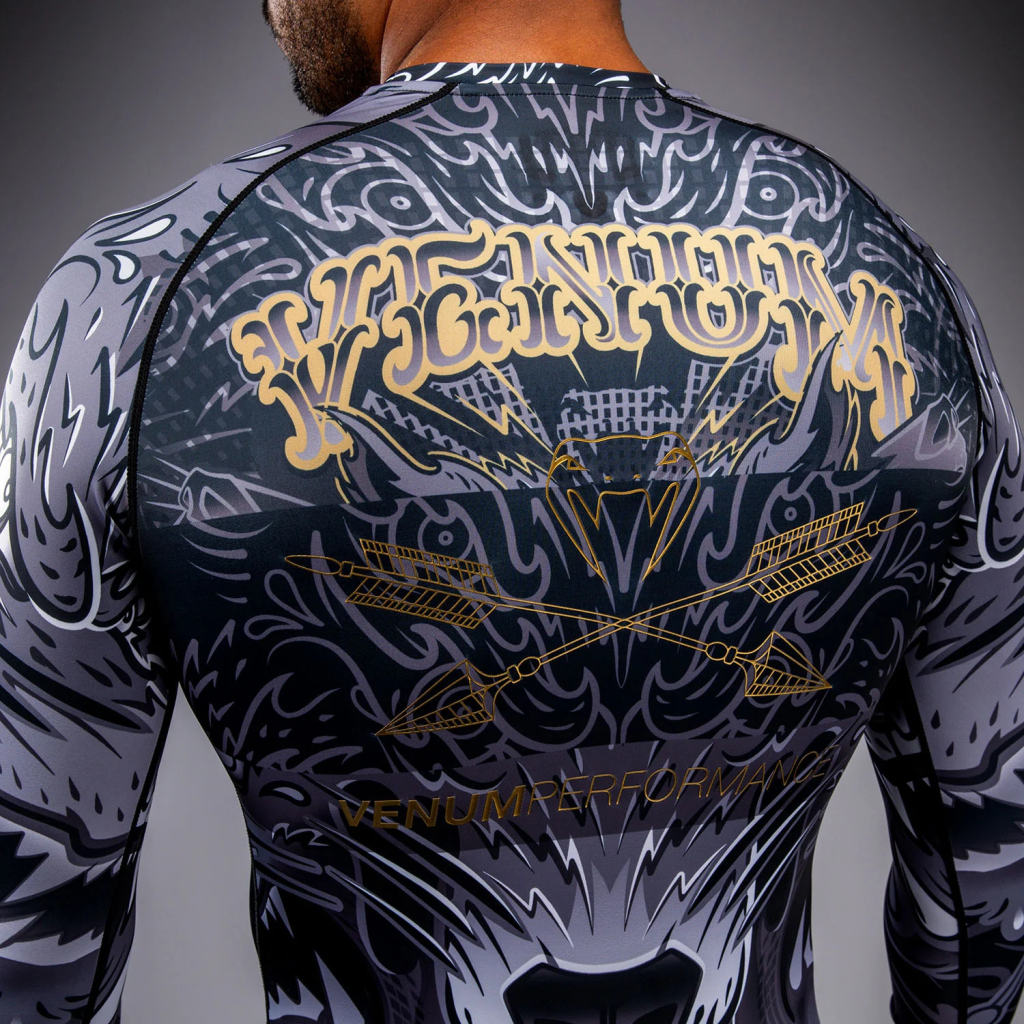 Рашгард с длинным рукавом Venum Wolf Atak - Black/Grey Рашгард с длинным рукавом Venum Wolf Atak - Black/Grey