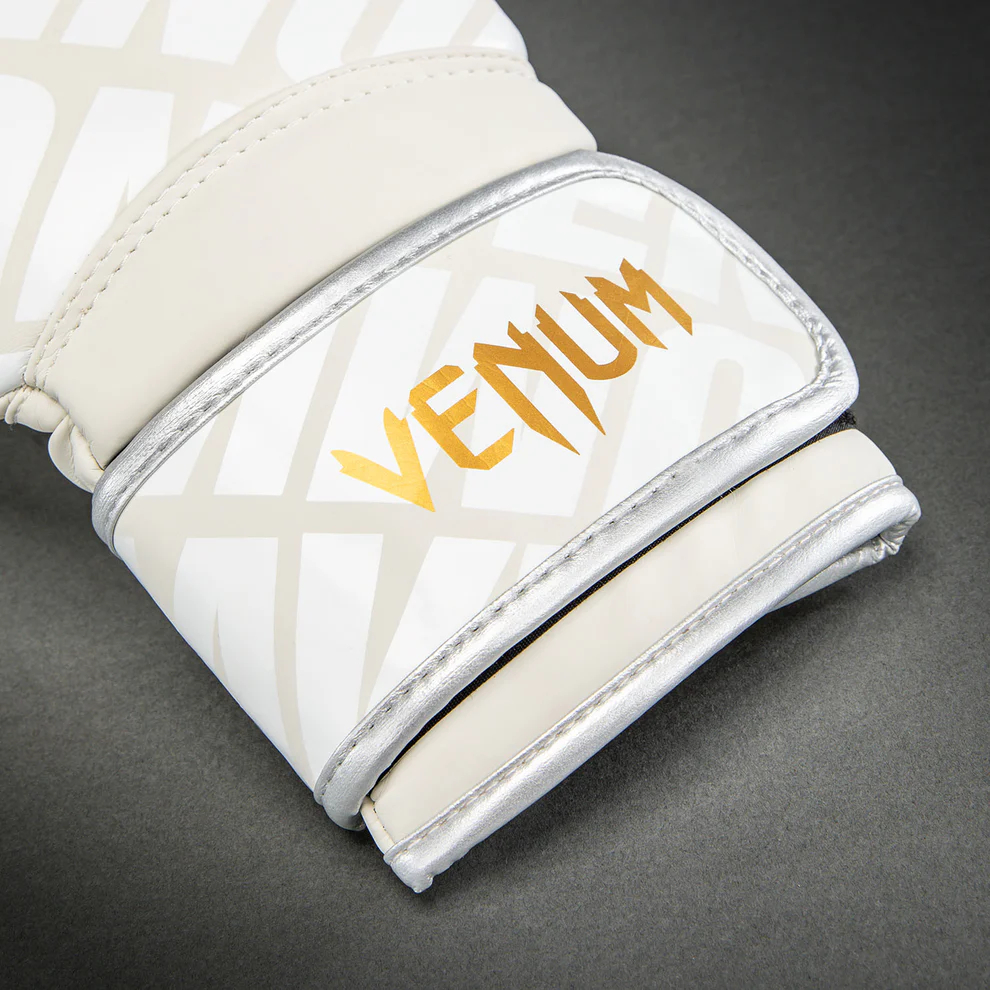 Боксерские перчатки Venum Contender 1.5 XT