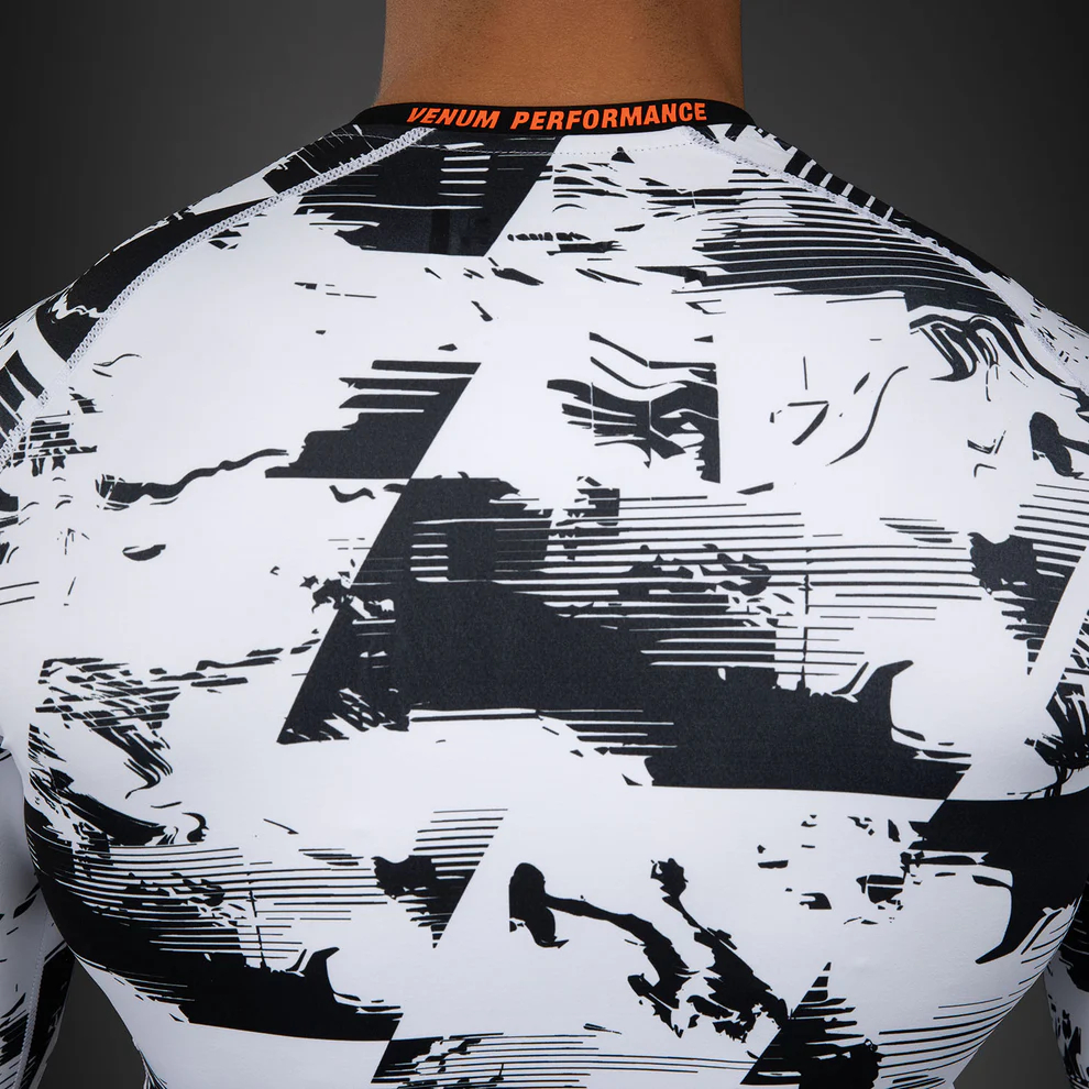 Рашгард UFC Zenith by Venum Authentic Fight Week White Рашгард UFC Zenith by Venum Authentic Fight Week White