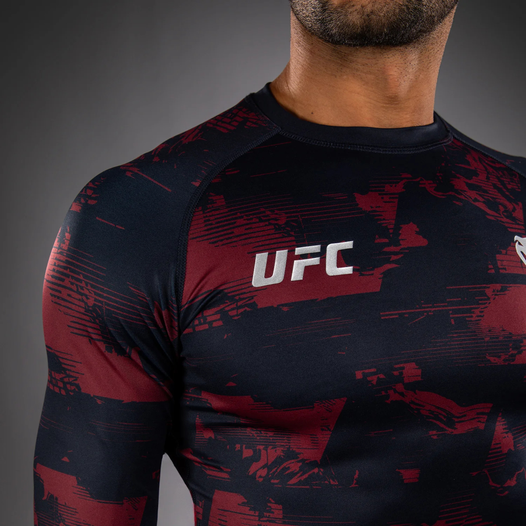 Рашгард UFC Zenith by Venum Authentic Fight Week Burgundy Рашгард UFC Zenith by Venum Authentic Fight Week Burgundy