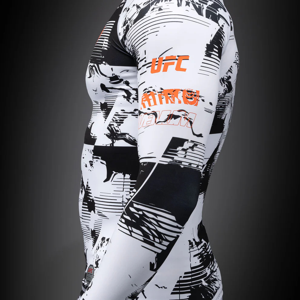 Рашгард UFC Zenith by Venum Authentic Fight Week White Рашгард UFC Zenith by Venum Authentic Fight Week White