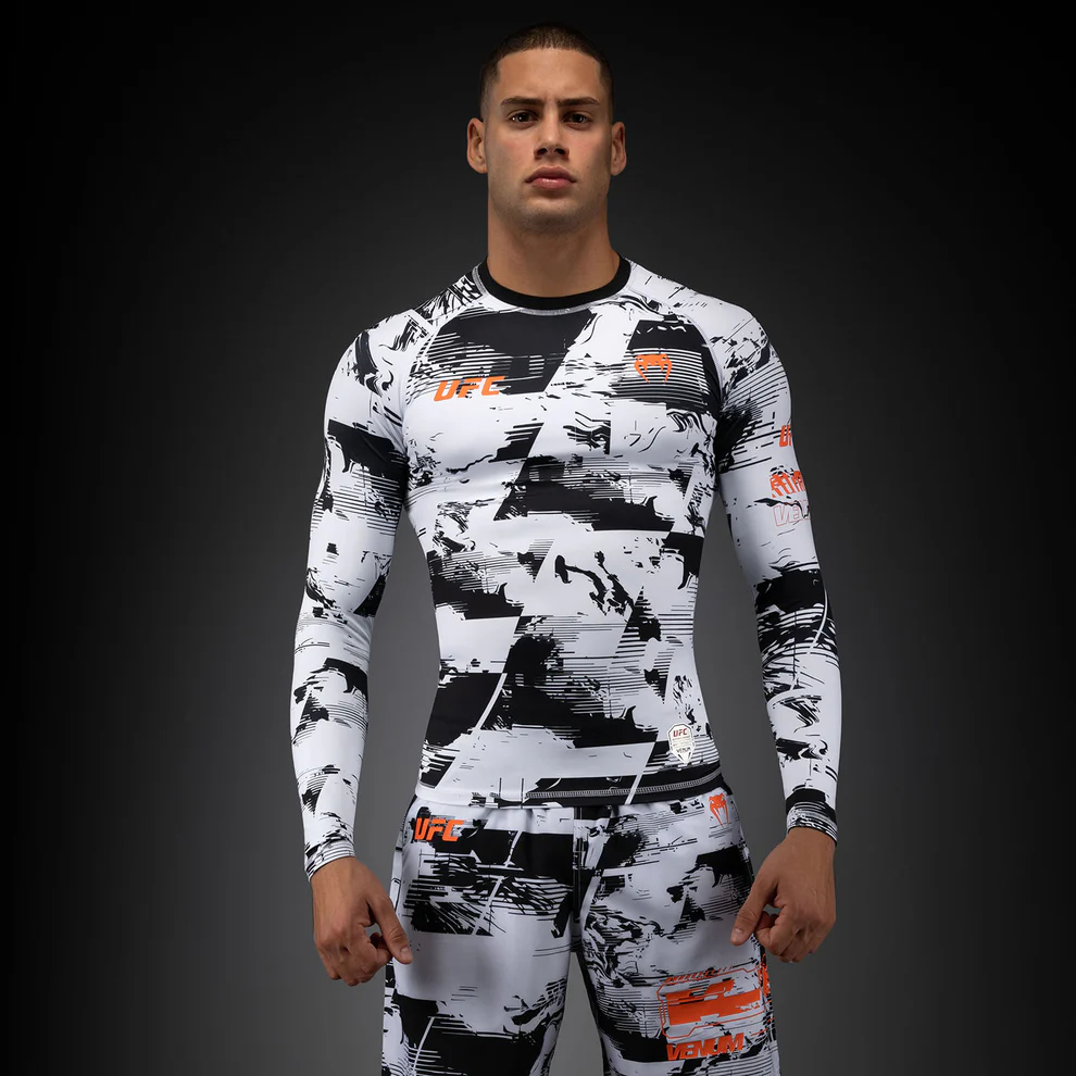 Рашгард UFC Zenith by Venum Authentic Fight Week White Рашгард UFC Zenith by Venum Authentic Fight Week White