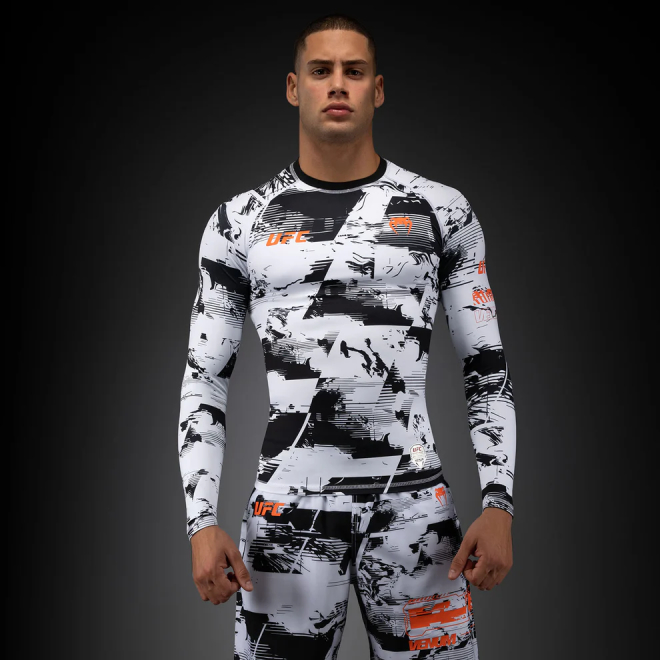 Рашгард UFC Zenith by Venum Authentic Fight Week White