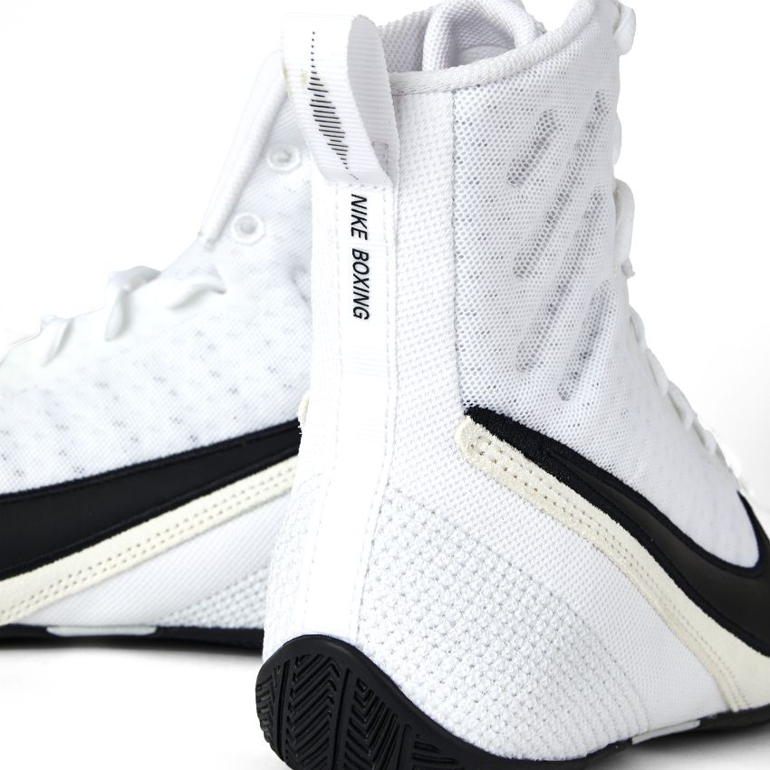 Боксёрки Nike Machomai 3.0, бело-чёрные