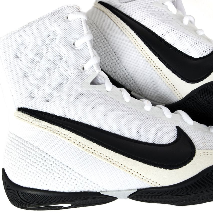Боксёрки Nike Machomai 3.0, бело-чёрные