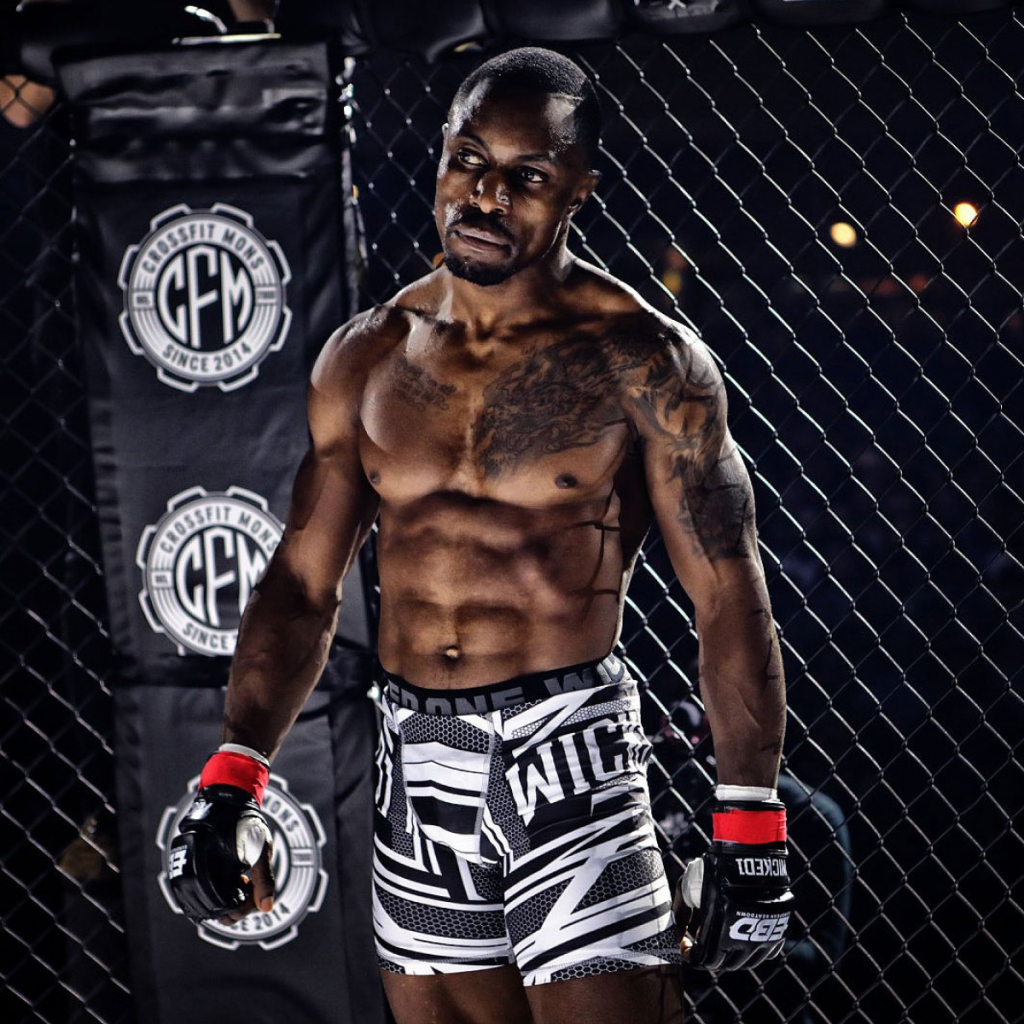 Шорты WICKED1 BRAIN  Stern